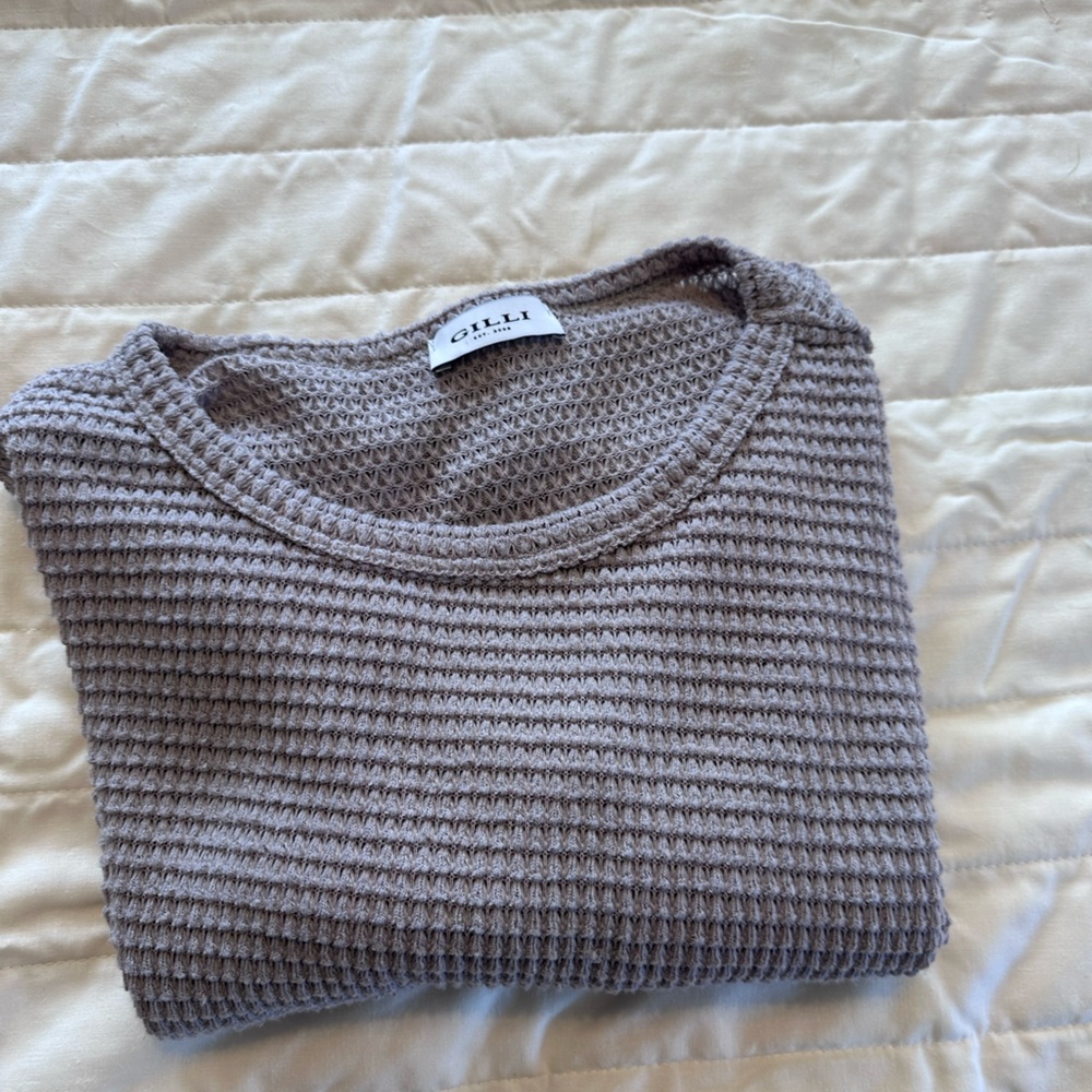 Gilli Ruffle Sleeve Waffle Top - Picture 3 of 5